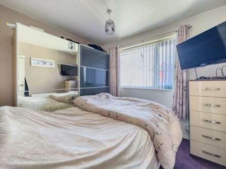 Fountain Drive, Liversedge, Image 11