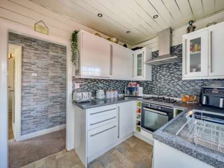 Fountain Drive, Liversedge, Image 2