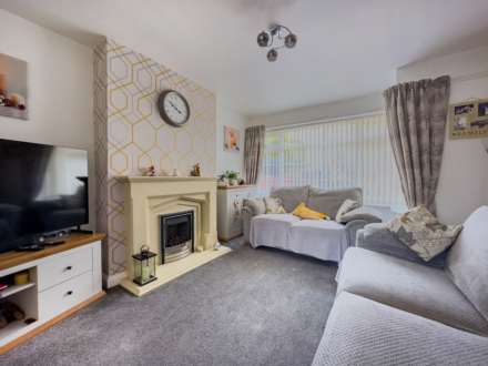Fountain Drive, Liversedge, Image 6