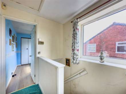 Hillhead Drive, Batley, Image 11