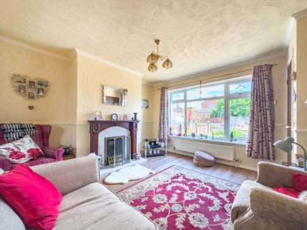Hillhead Drive, Batley, Image 9