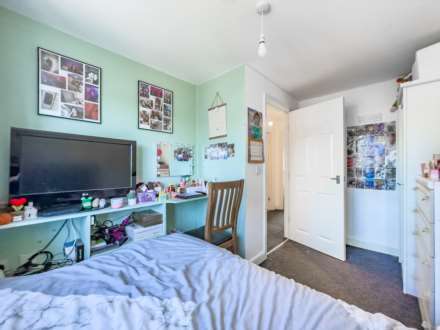 Prospect Court, Batley, Image 17
