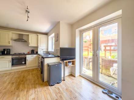 Prospect Court, Batley, Image 3
