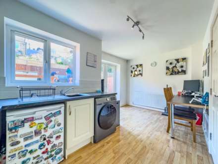 Prospect Court, Batley, Image 5