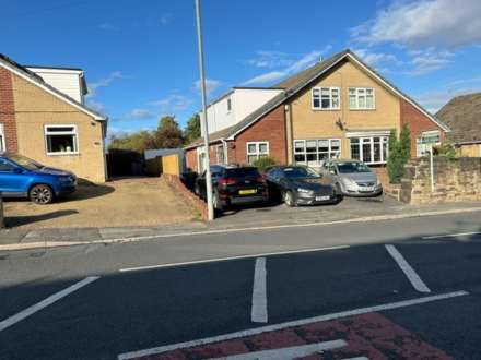 Carlinghow Lane, Batley, Image 30