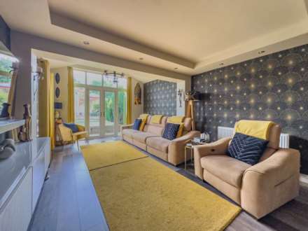 Carlinghow Lane, Batley, Image 8