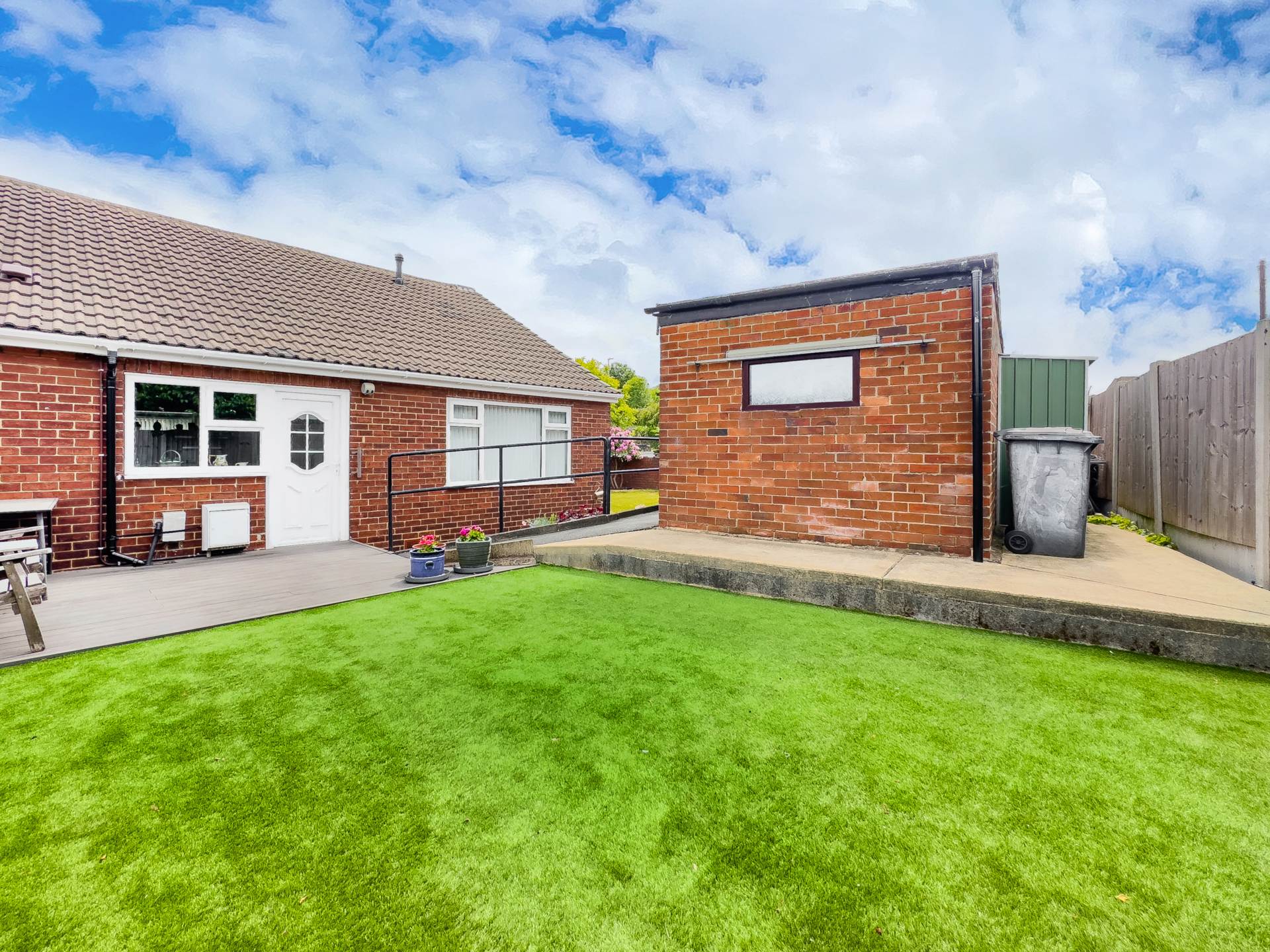 Upper Batley Lane, Batley, Image 24