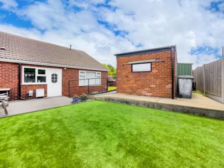Upper Batley Lane, Batley, Image 24