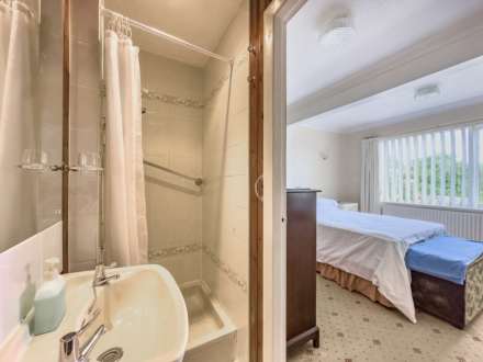 The Crossings, Batley, Image 13
