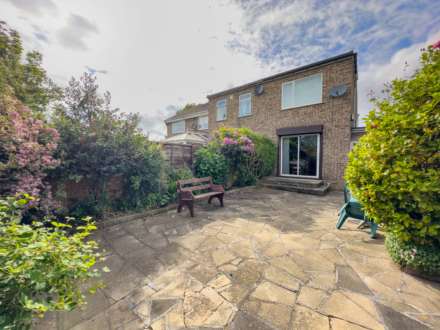 The Crossings, Batley, Image 16