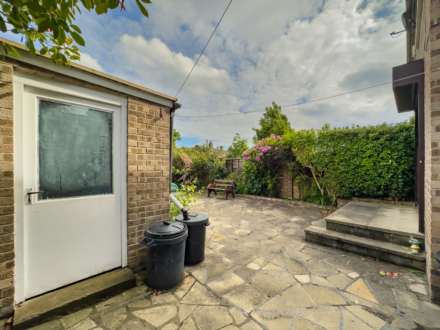 The Crossings, Batley, Image 20