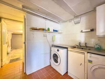 The Crossings, Batley, Image 6
