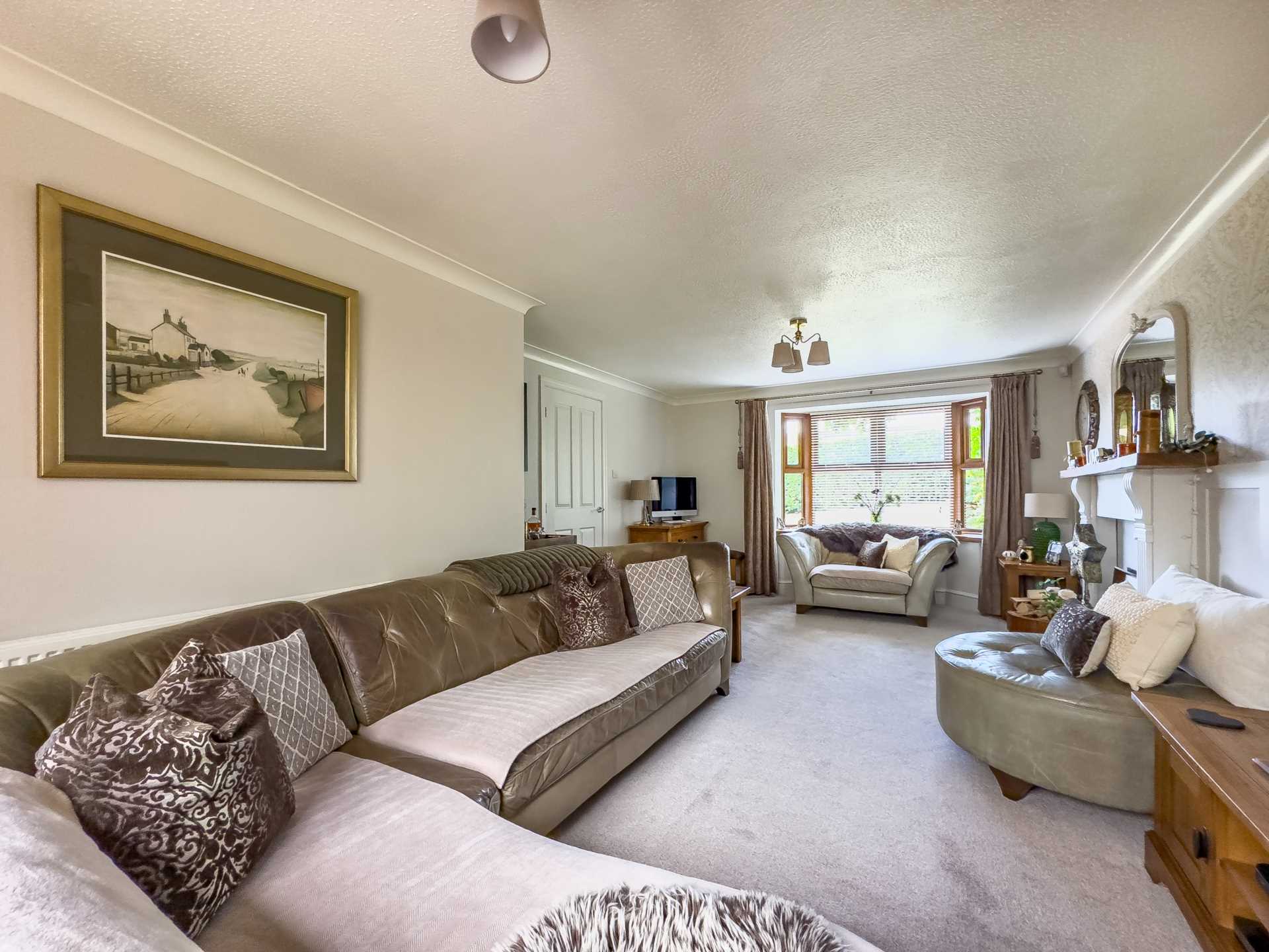 Greenacres Drive, Birstall, Image 10