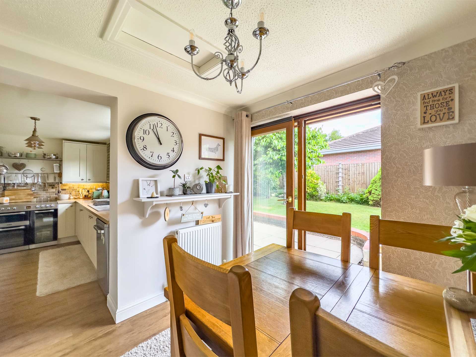 Greenacres Drive, Birstall, Image 8