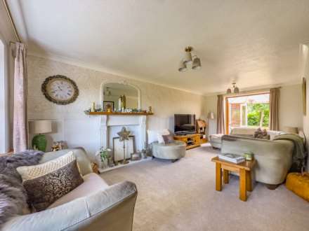 Greenacres Drive, Birstall, Image 11