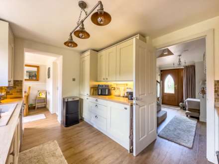 Greenacres Drive, Birstall, Image 5