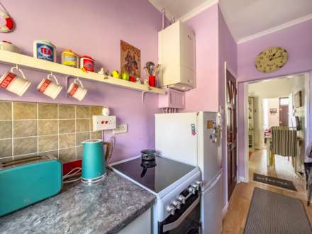 Willow Terrace, Batley, Image 2