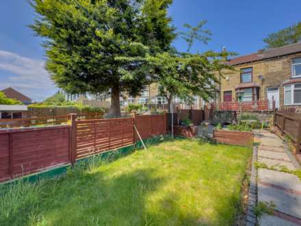Willow Terrace, Batley, Image 25