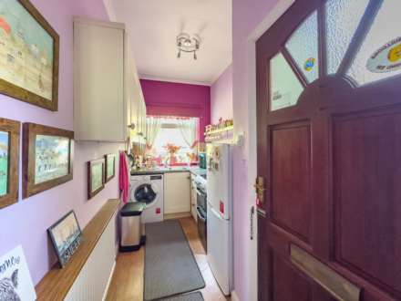Willow Terrace, Batley, Image 36