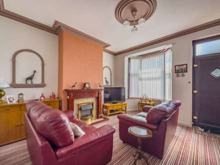 Willow Terrace, Batley, Image 7
