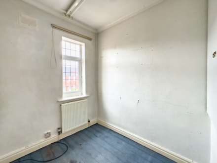 Monk Ings Avenue, Birstall, Image 14