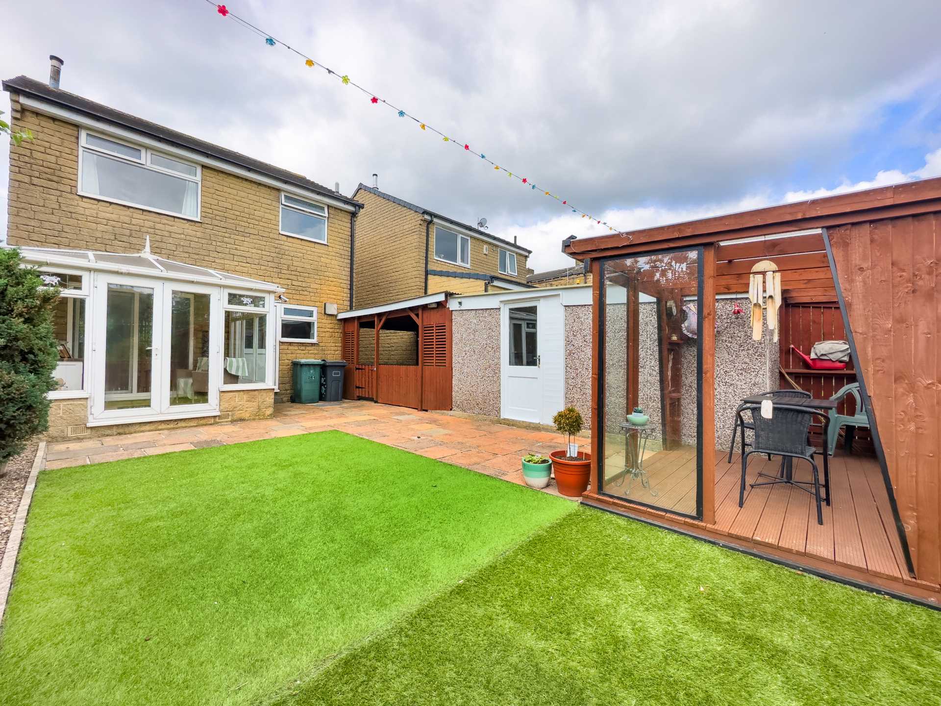 White Lee Road, Heckmondwike, Image 19
