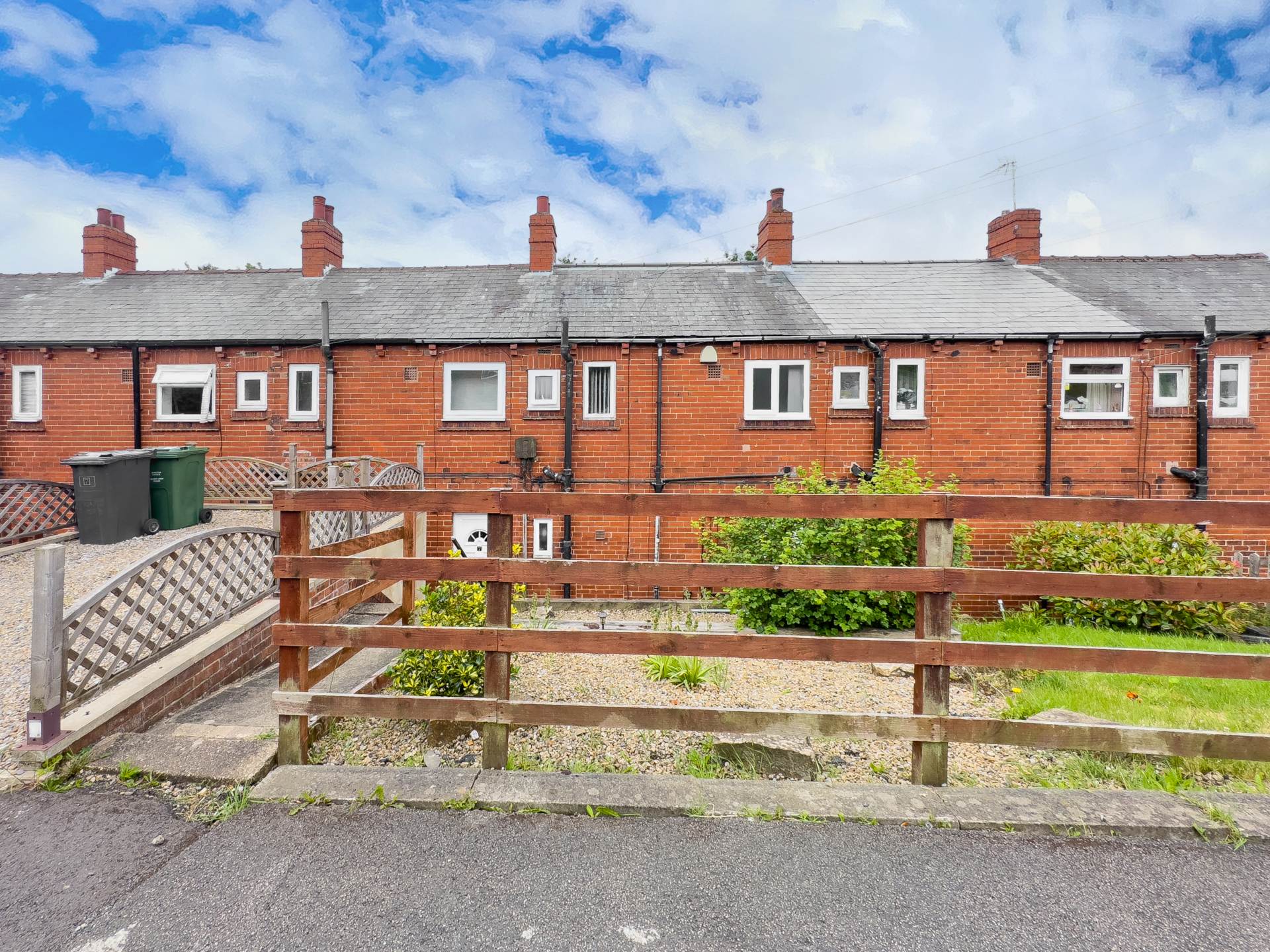 Roman Road, Batley, Image 14