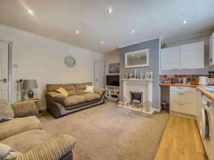 Roman Road, Batley, Image 4