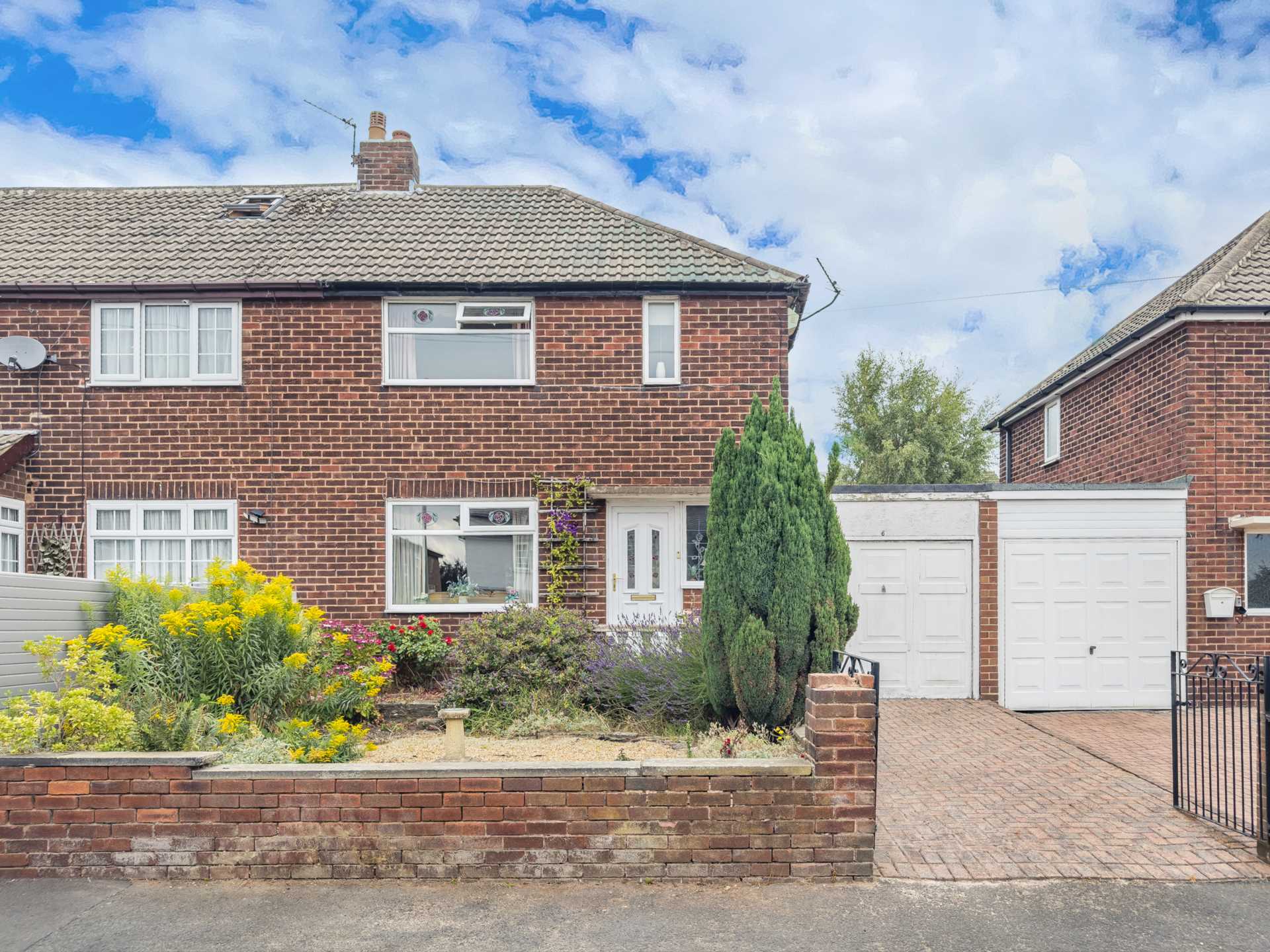 Follingworth Road, Batley, Image 1