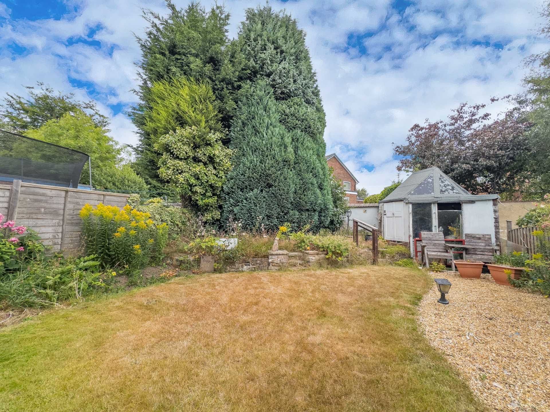 Follingworth Road, Batley, Image 17