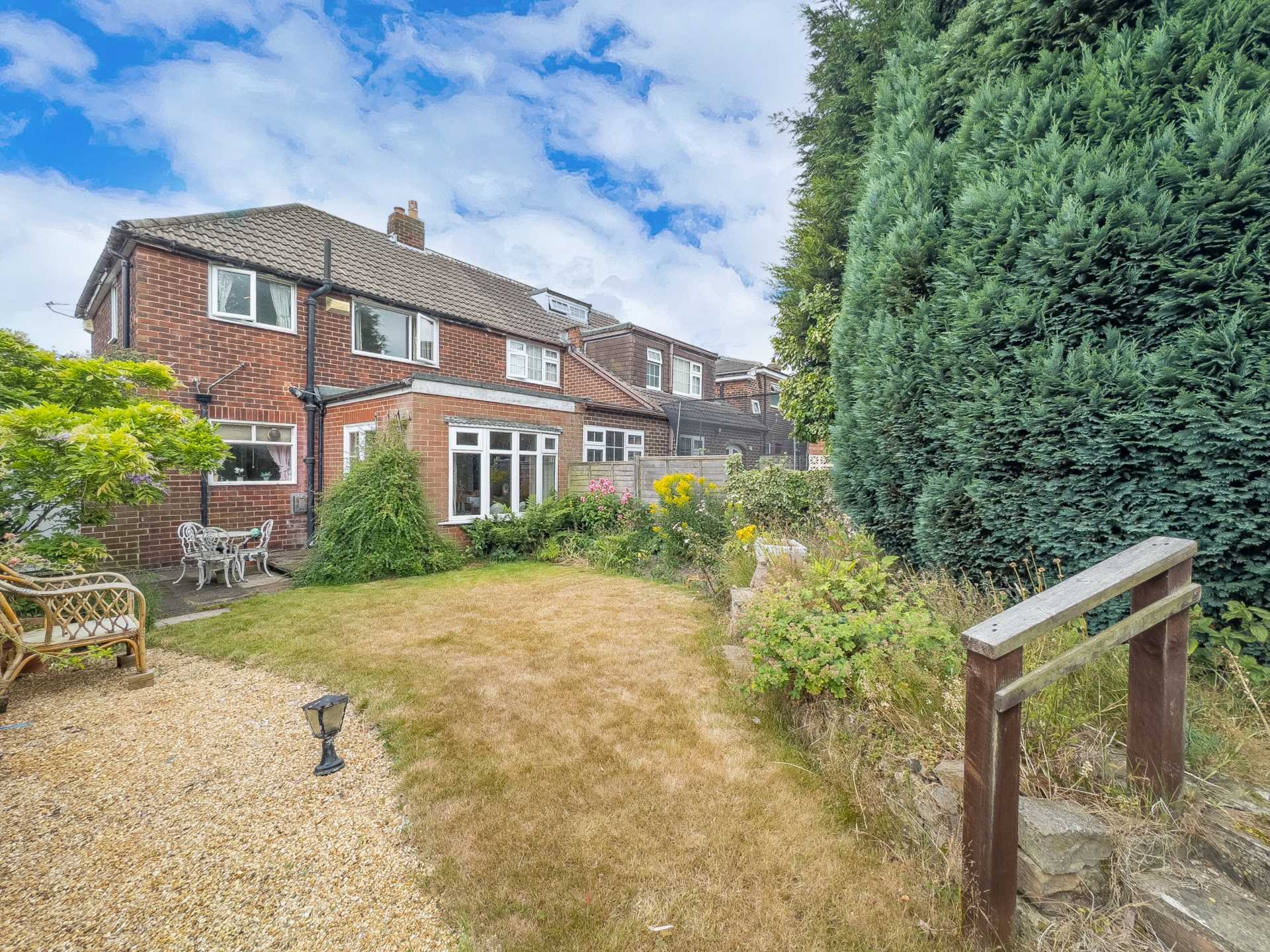 Follingworth Road, Batley, Image 18