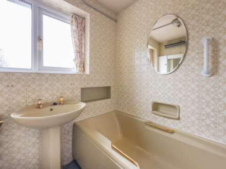 Follingworth Road, Batley, Image 14