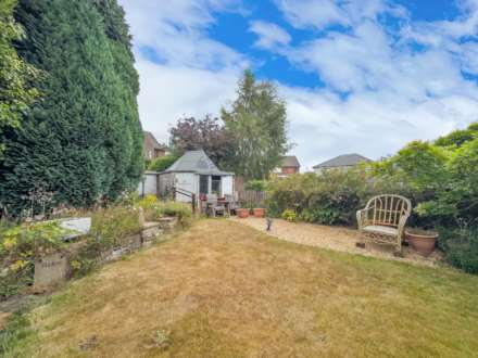 Follingworth Road, Batley, Image 16