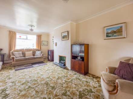 Follingworth Road, Batley, Image 5