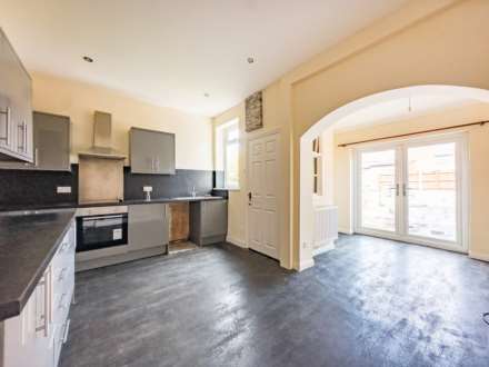 Pearl Street, Batley, Image 2