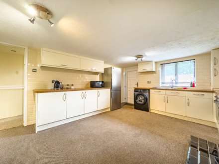 Maxwell Avenue, Batley, Image 2