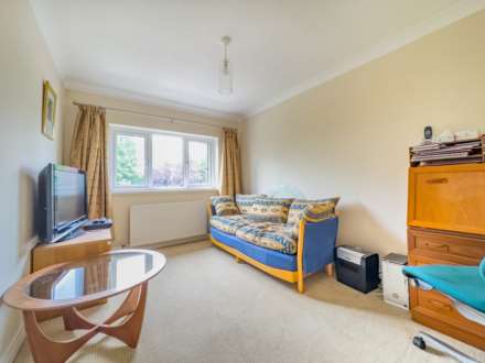 Manor Park Gardens, Gomersal, Image 20
