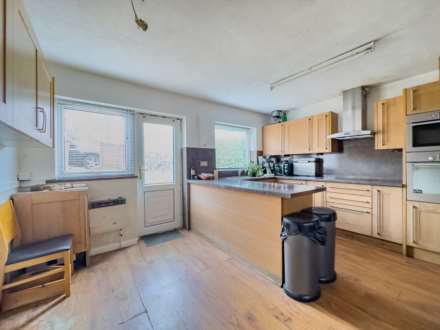 Oakview Terrace, Birstall, Image 3