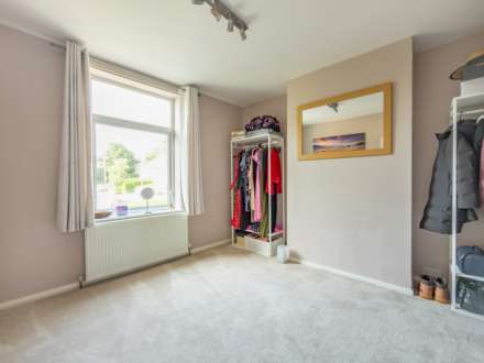 Industrial Avenue, Batley, Image 15