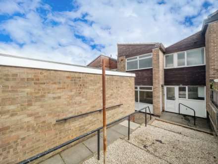 Listings Avenue, Liversedge, Image 14