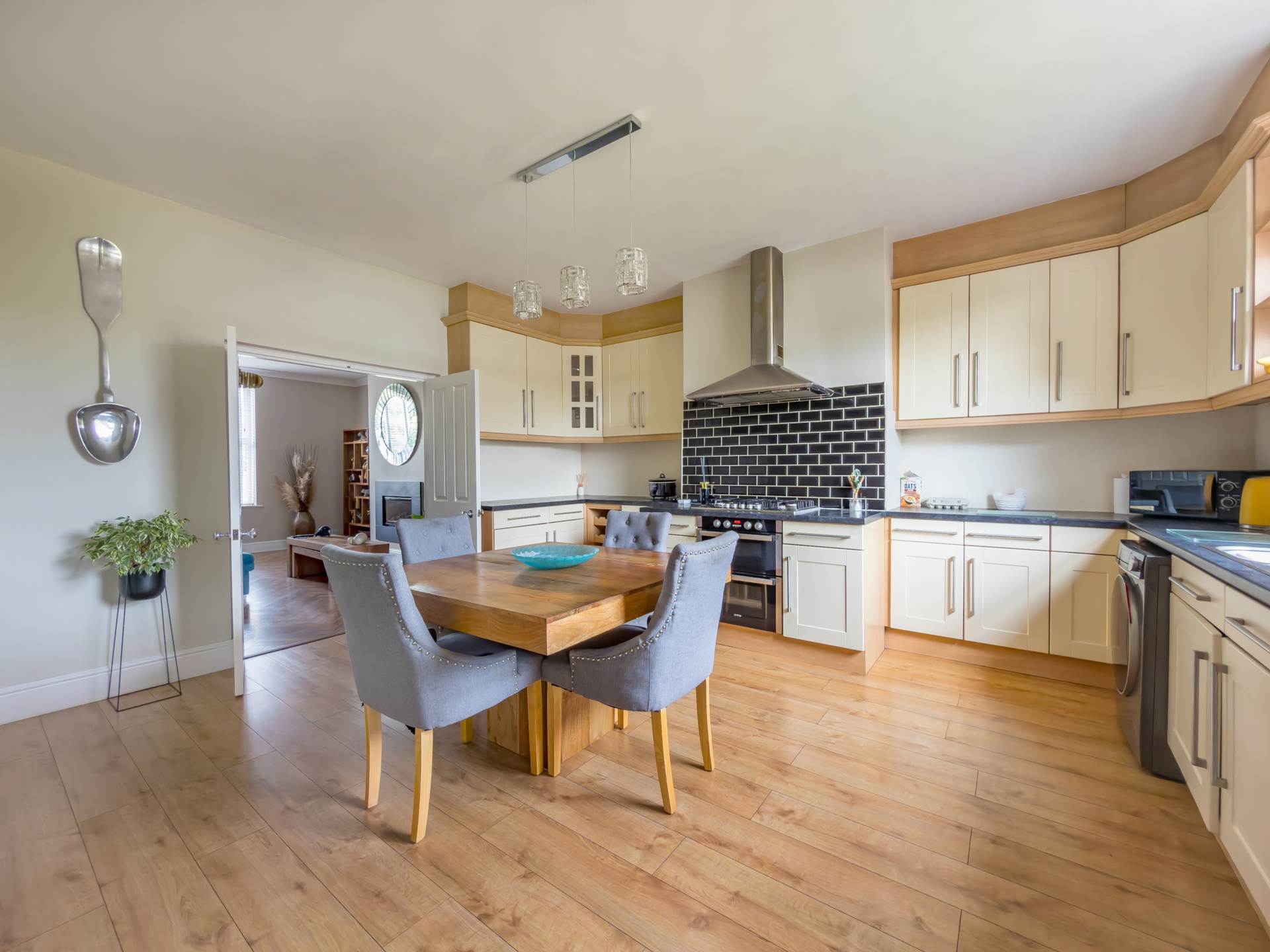 Park Street, Birstall, Image 3