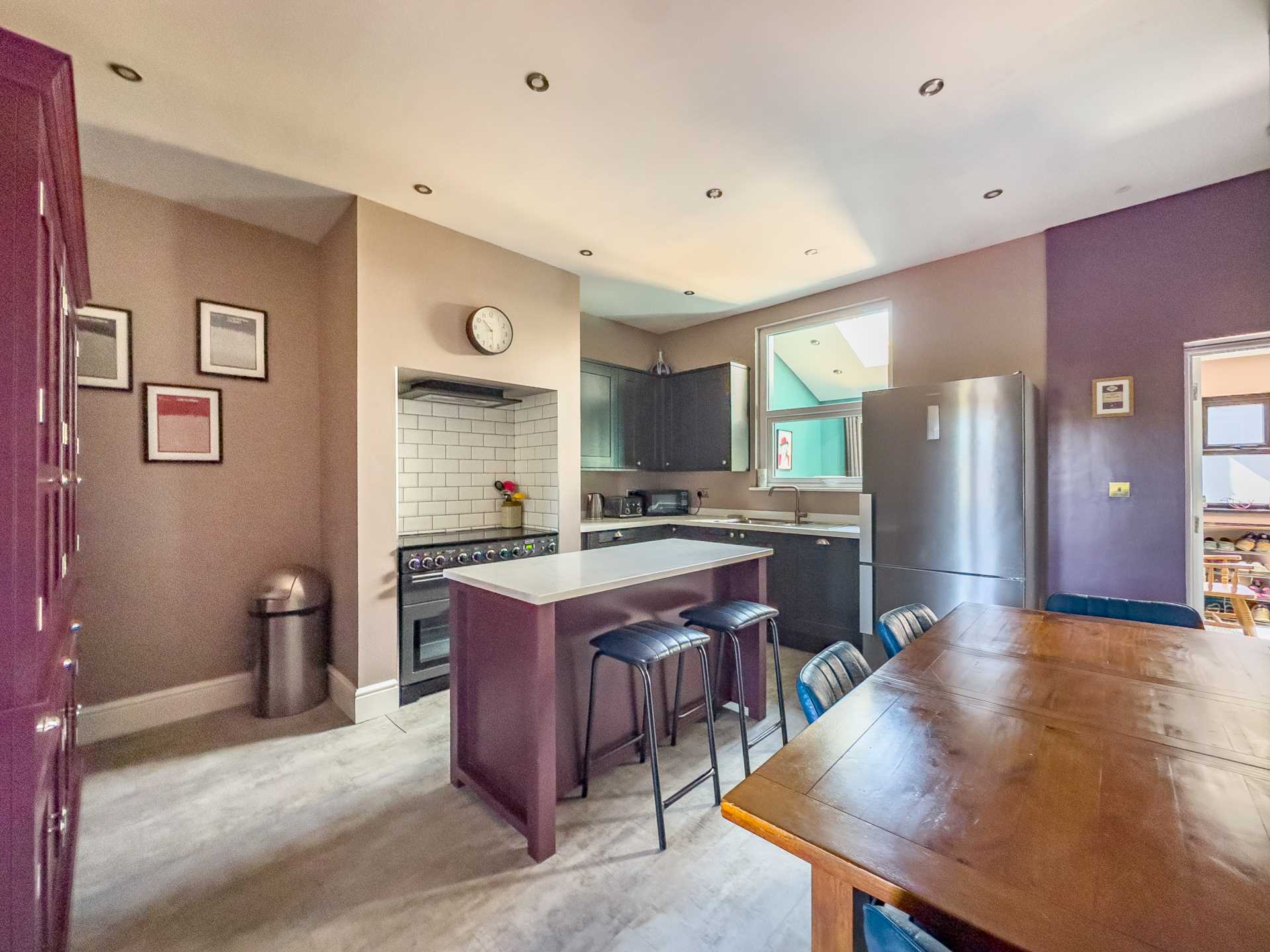 Bradford Road, Birstall, Image 6