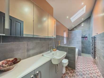 Bradford Road, Birstall, Image 15