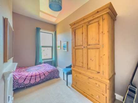 Bradford Road, Birstall, Image 21