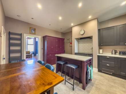 Bradford Road, Birstall, Image 9