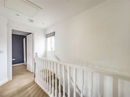 Carlton Court, Birkenshaw, Image 10
