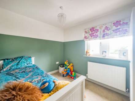 Carlton Court, Birkenshaw, Image 15