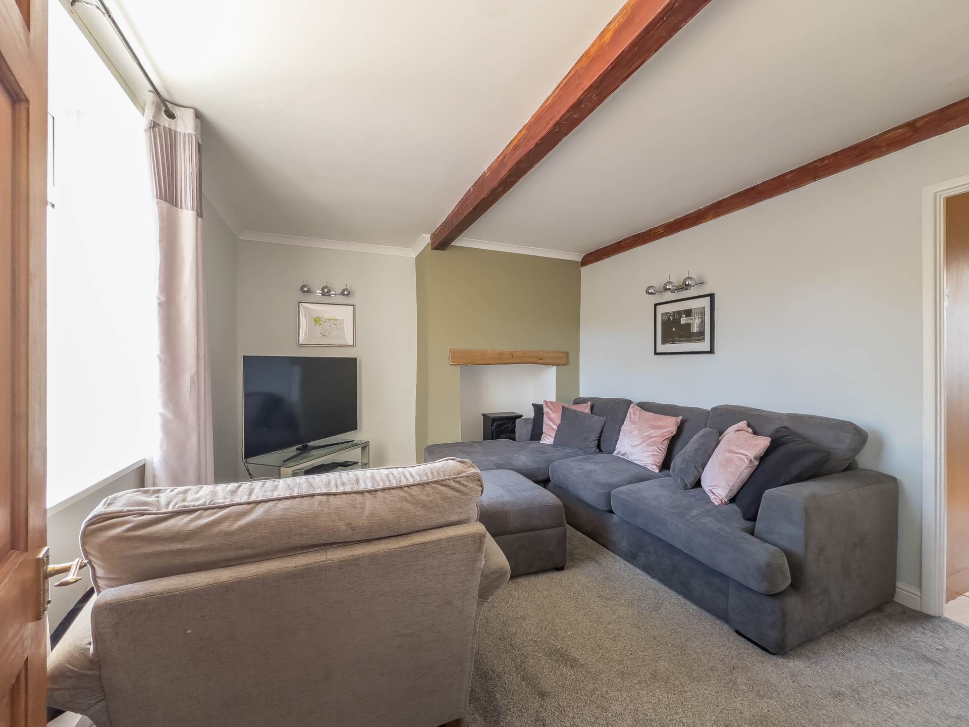 Bradford Road, Cleckheaton, Image 6