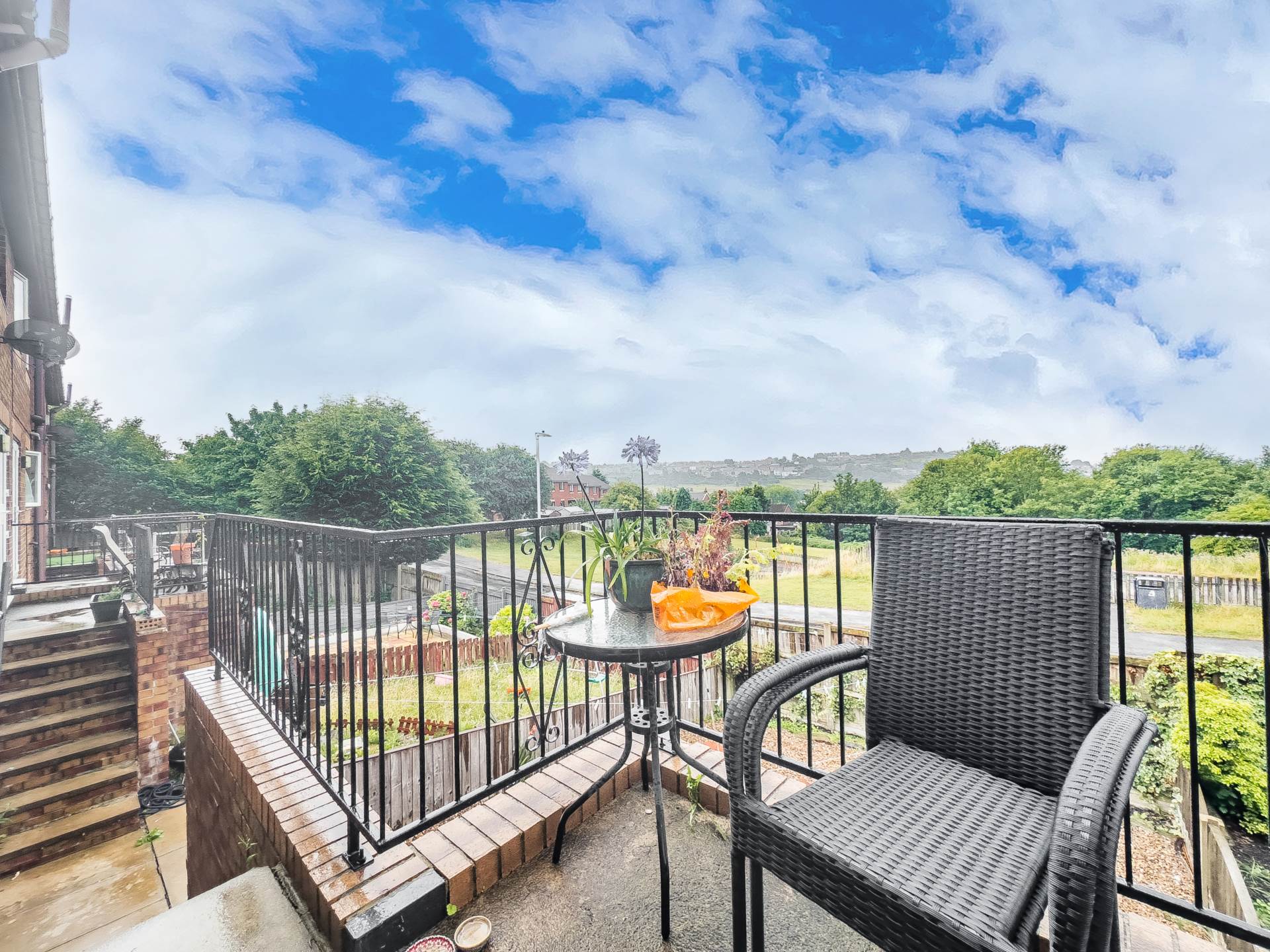 Phoenix Court, Batley, Image 17