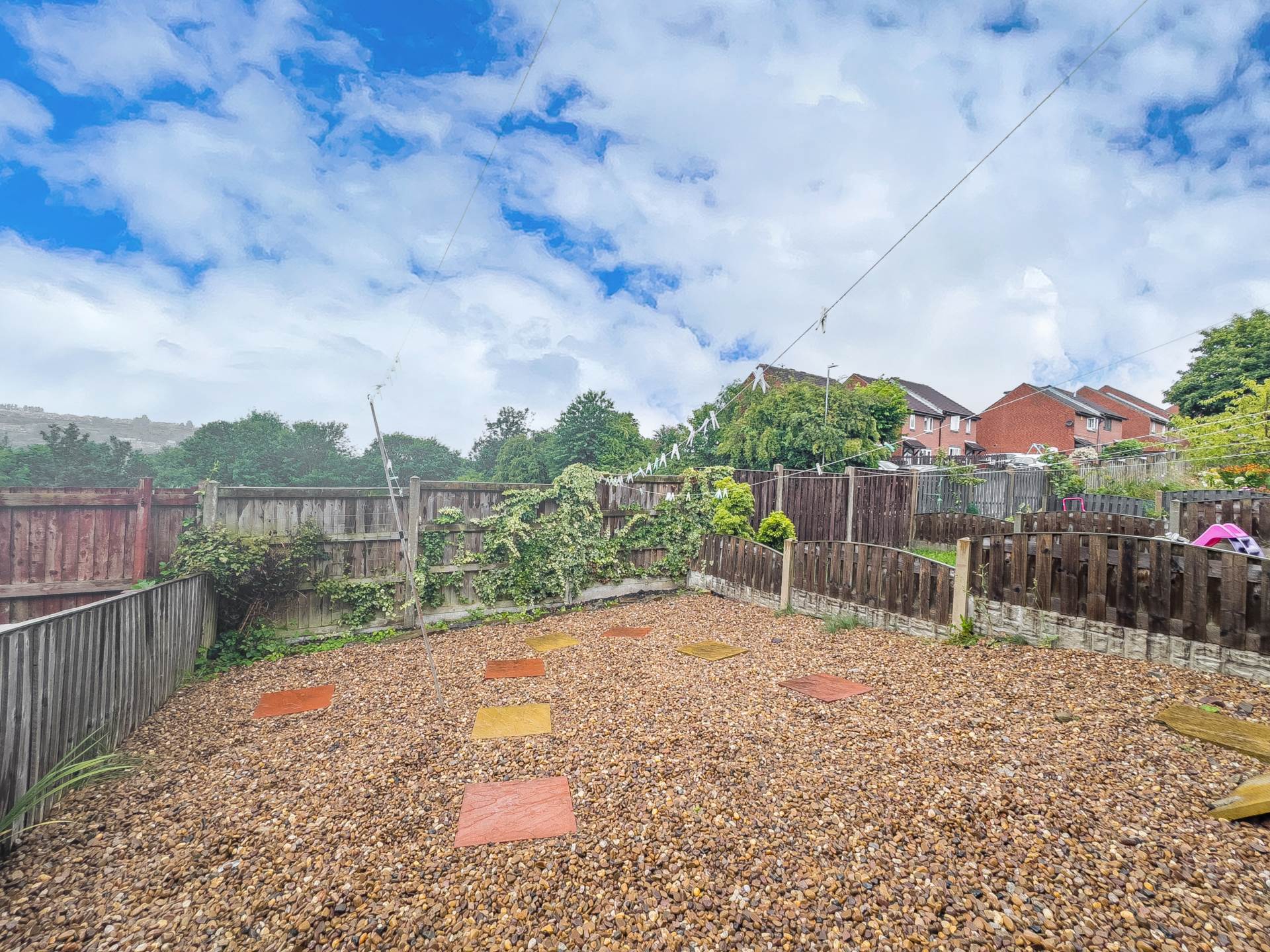 Phoenix Court, Batley, Image 19